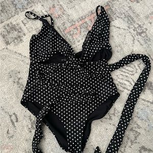 BUY 1 GET 1 HALF OFF Aerie wrap one piece swimsuit